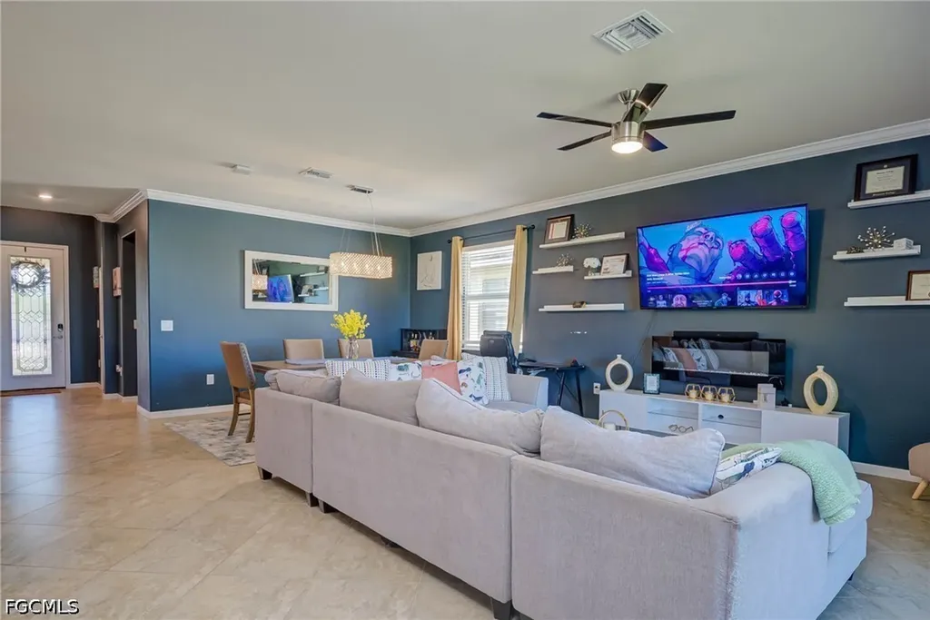 3652 E Hampton Circle Alva FL 33920