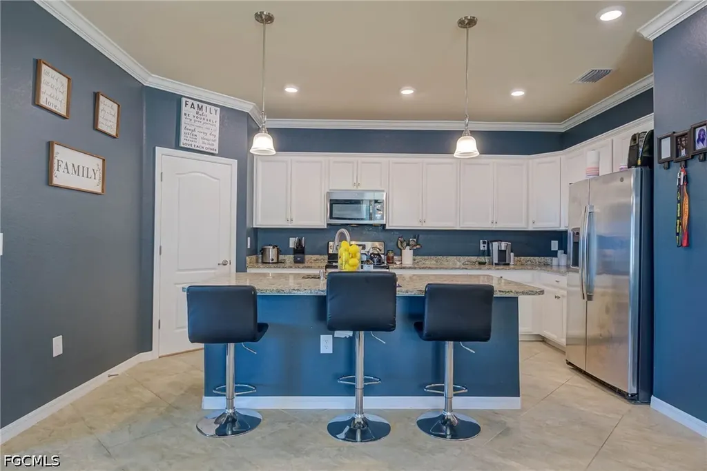 3652 E Hampton Circle Alva FL 33920