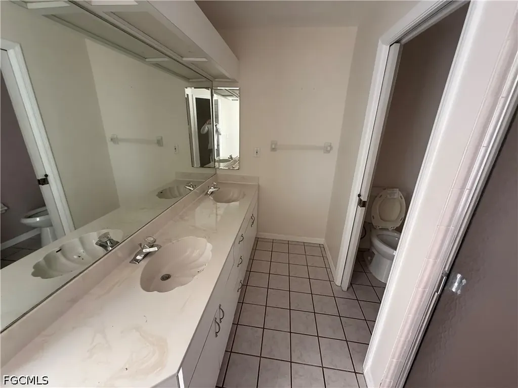 2401 Fisher Court Lehigh Acres FL 33936