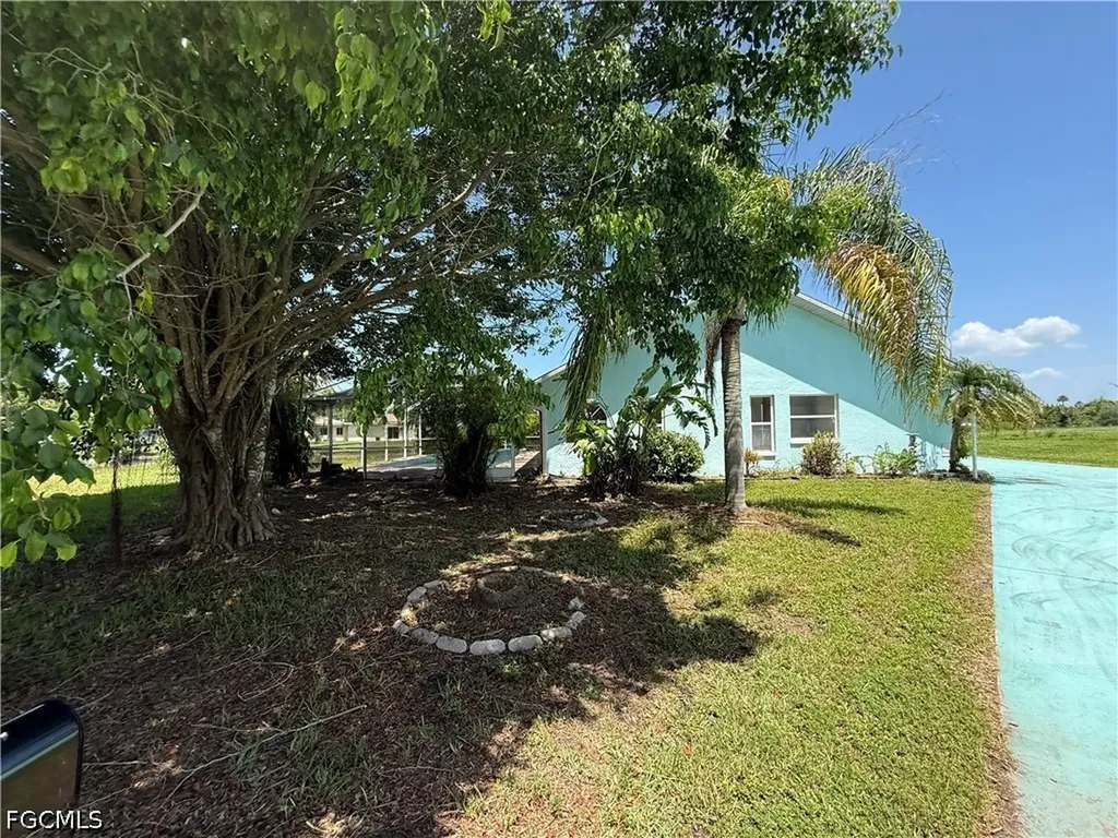 2401 Fisher Court Lehigh Acres FL 33936