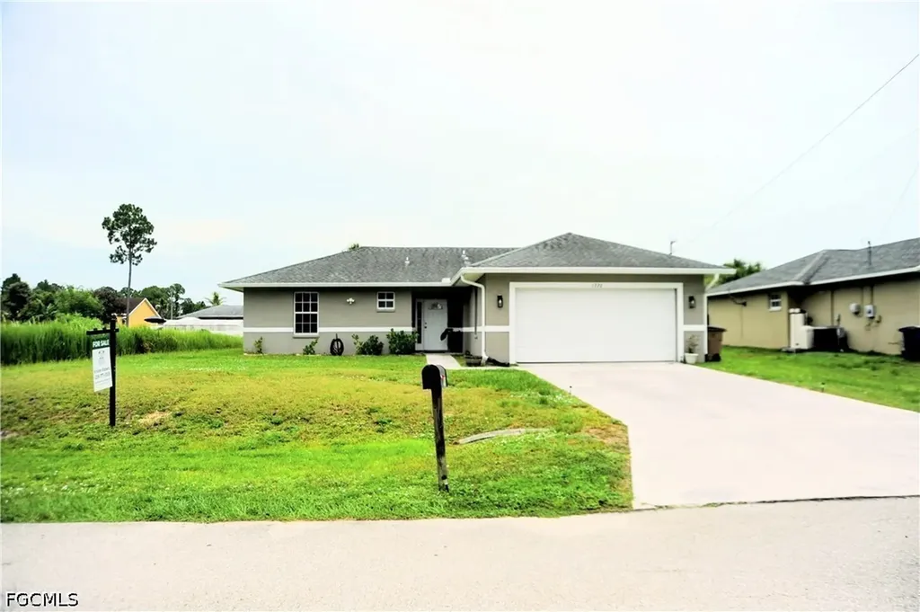 1220 Cloplon Street E Lehigh Acres FL 33974