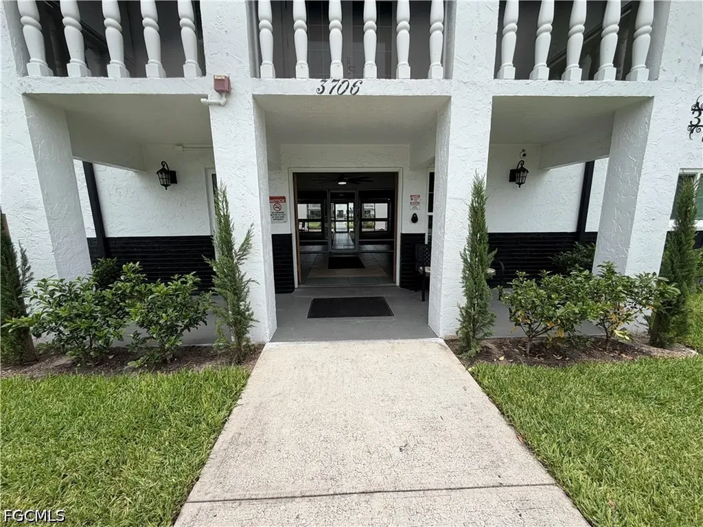 3704 Broadway Fort Myers FL 33901