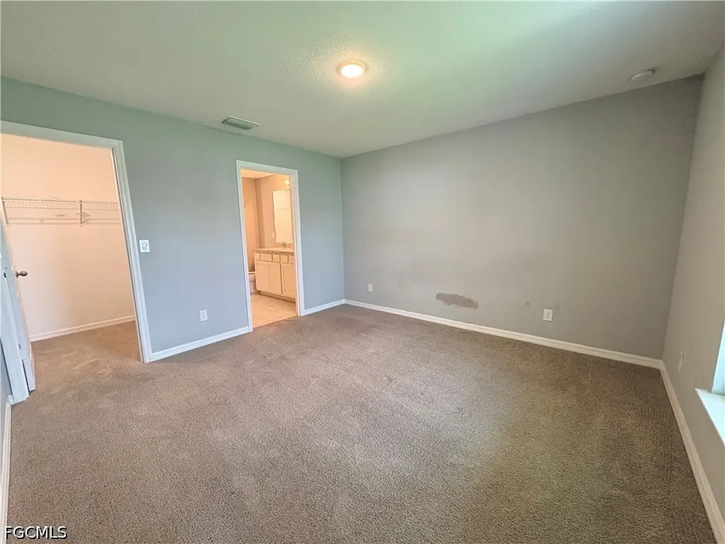 1713 NE 26th Terrace Cape Coral FL 33909