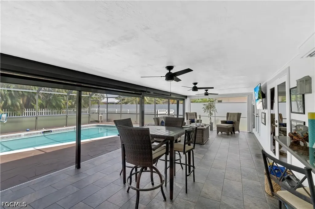 3722 SE 6th Avenue Cape Coral FL 33904