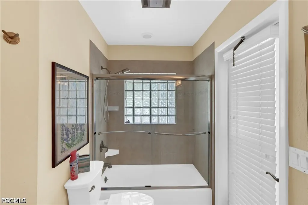 3722 SE 6th Avenue Cape Coral FL 33904