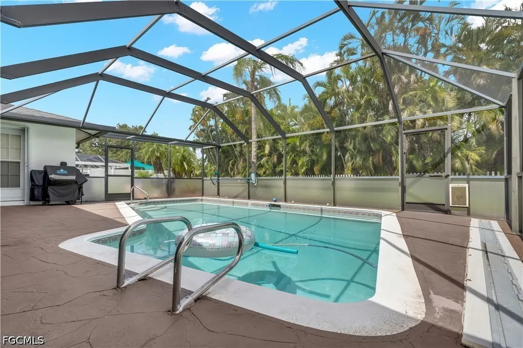 3722 SE 6th Avenue Cape Coral FL 33904