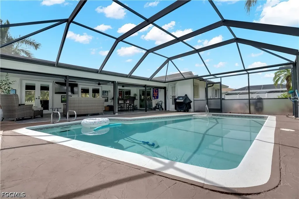3722 SE 6th Avenue Cape Coral FL 33904