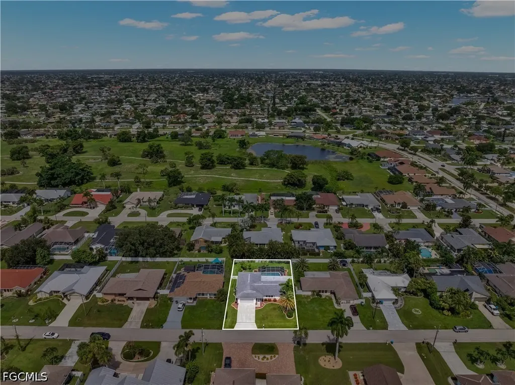 3722 SE 6th Avenue Cape Coral FL 33904