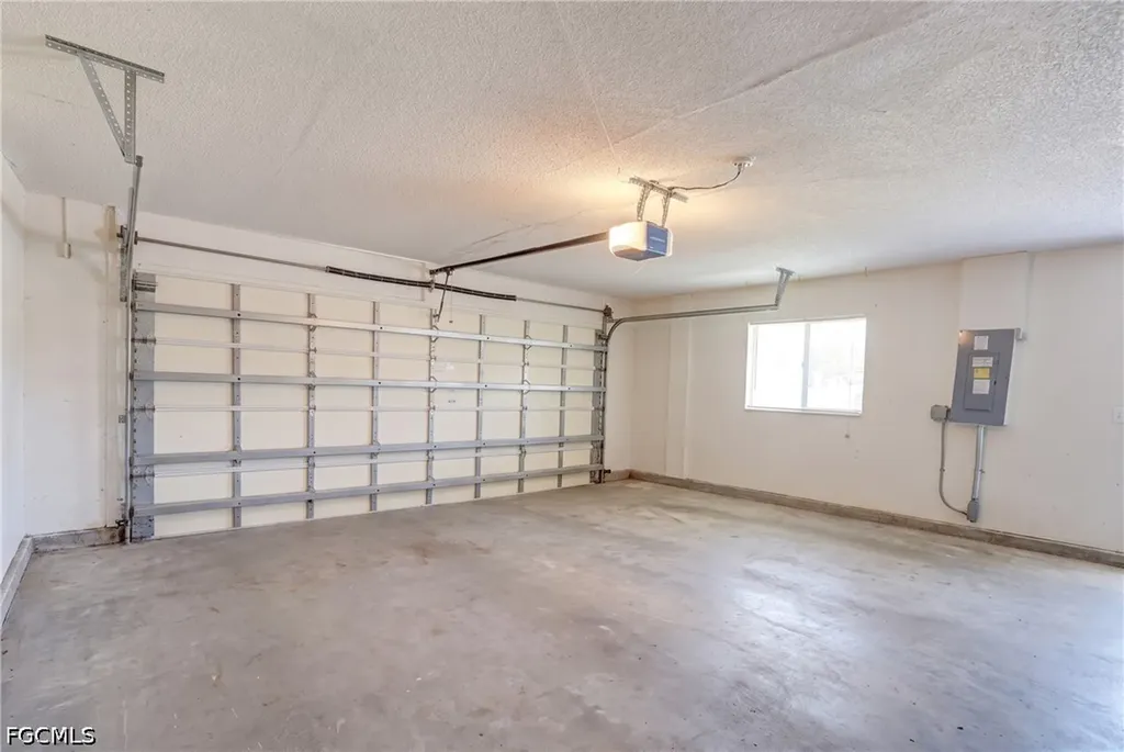 3722 SE 6th Avenue Cape Coral FL 33904