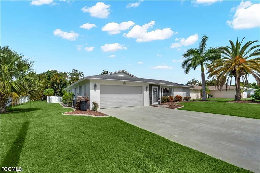 3722 SE 6th Avenue Cape Coral FL 33904