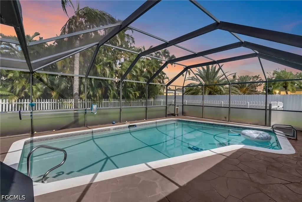 3722 SE 6th Avenue Cape Coral FL 33904