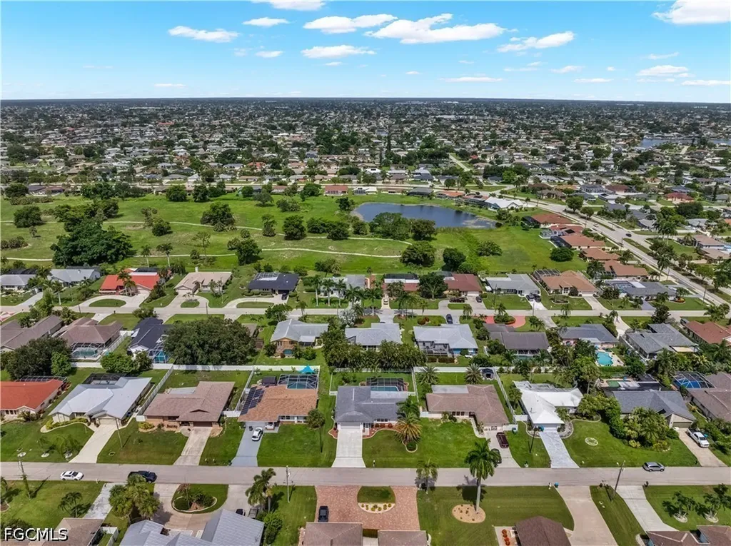 3722 SE 6th Avenue Cape Coral FL 33904