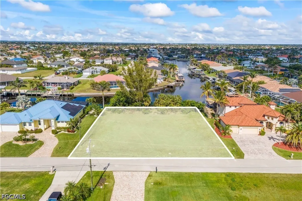 2301 SW 54th Lane Cape Coral FL 33914