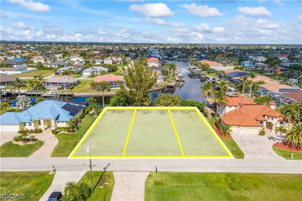 2301 SW 54th Lane Cape Coral FL 33914