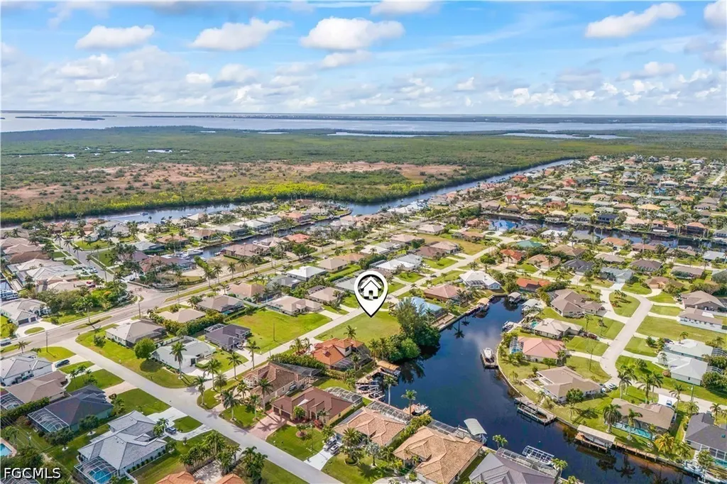 2301 SW 54th Lane Cape Coral FL 33914