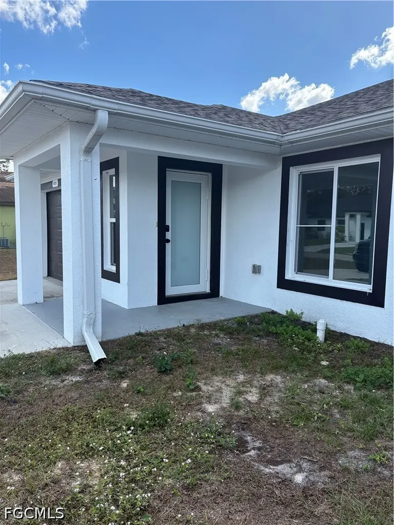 4727 21st Street SW Lehigh Acres FL 33973