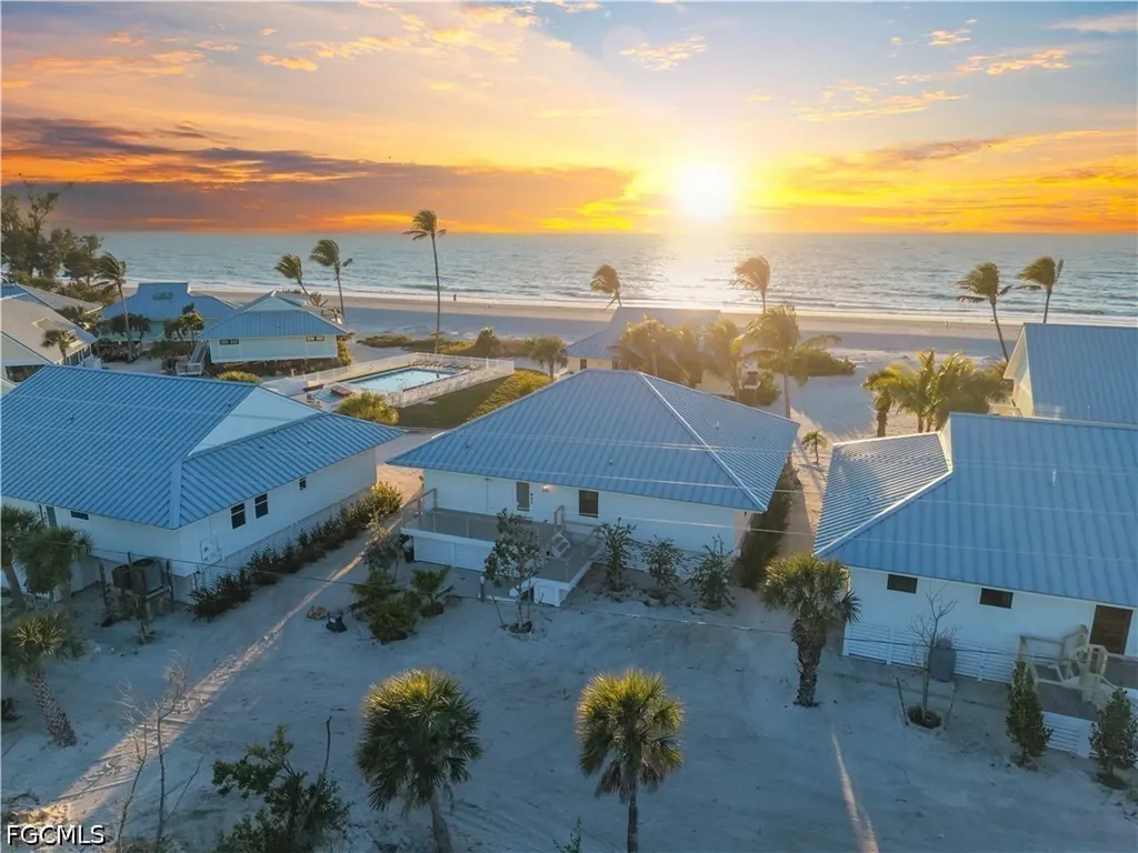 25 Beach Homes Captiva FL 33924