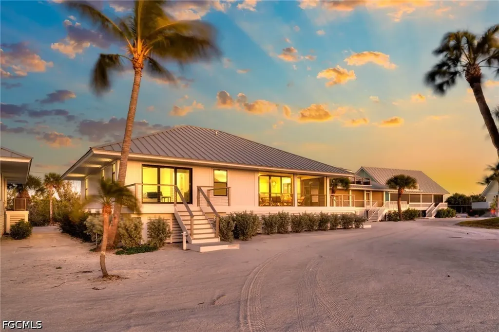 25 Beach Homes Captiva FL 33924