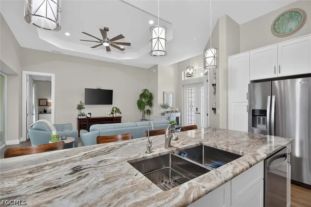 1605 SW 43rd Street Cape Coral FL 33914