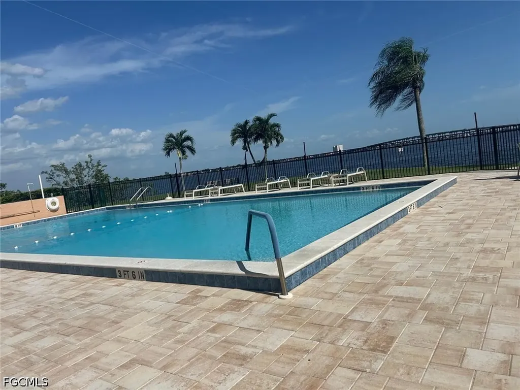 4260 SE 20th Place Cape Coral FL 33904