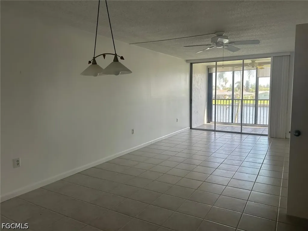 4260 SE 20th Place Cape Coral FL 33904