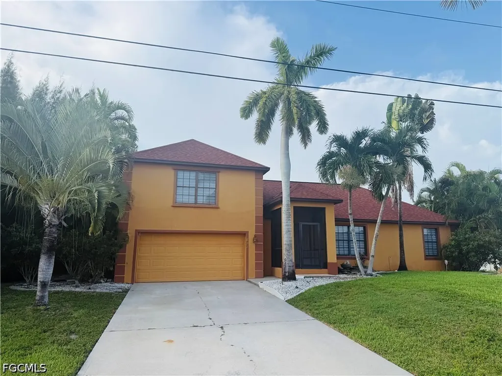827 SW 24th Street Cape Coral FL 33991