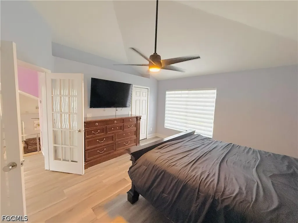 827 SW 24th Street Cape Coral FL 33991