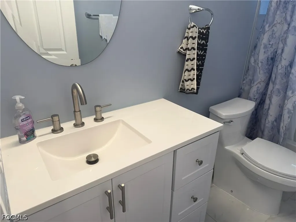 827 SW 24th Street Cape Coral FL 33991