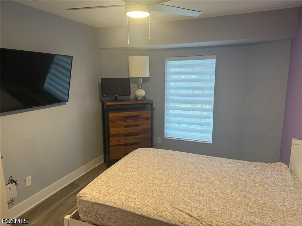 827 SW 24th Street Cape Coral FL 33991