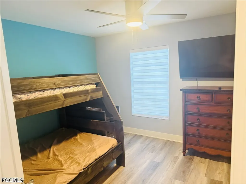 827 SW 24th Street Cape Coral FL 33991