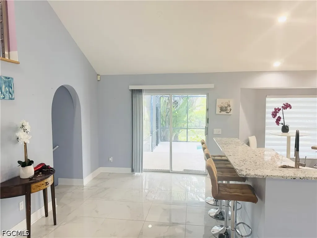 827 SW 24th Street Cape Coral FL 33991