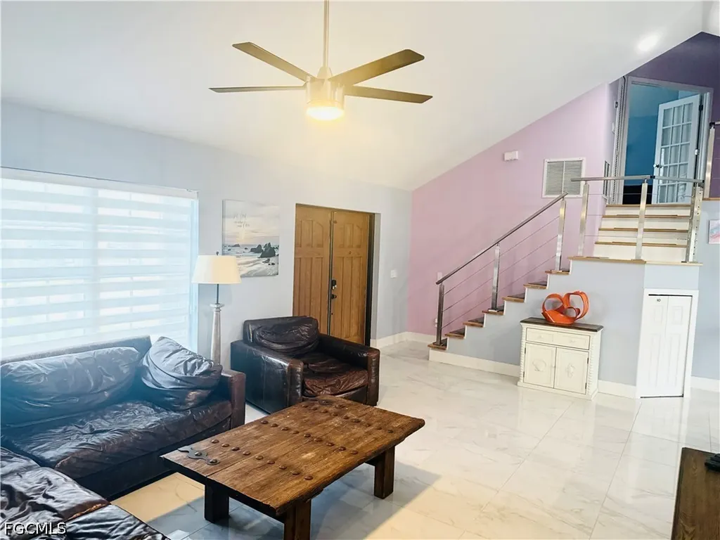 827 SW 24th Street Cape Coral FL 33991