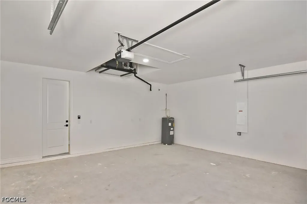 1906 NW 28th Avenue Cape Coral FL 33993