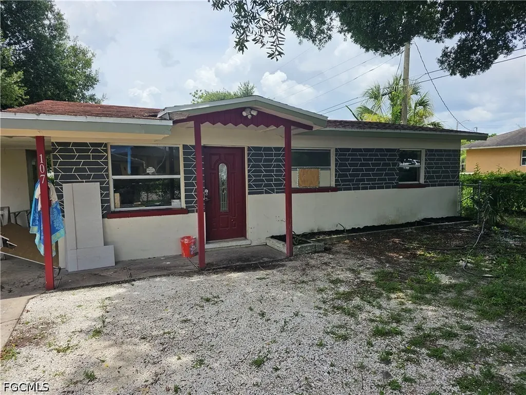 Fort Myers FL, 107 William Street