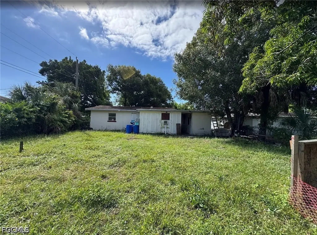 107 William Street Fort Myers FL 33916