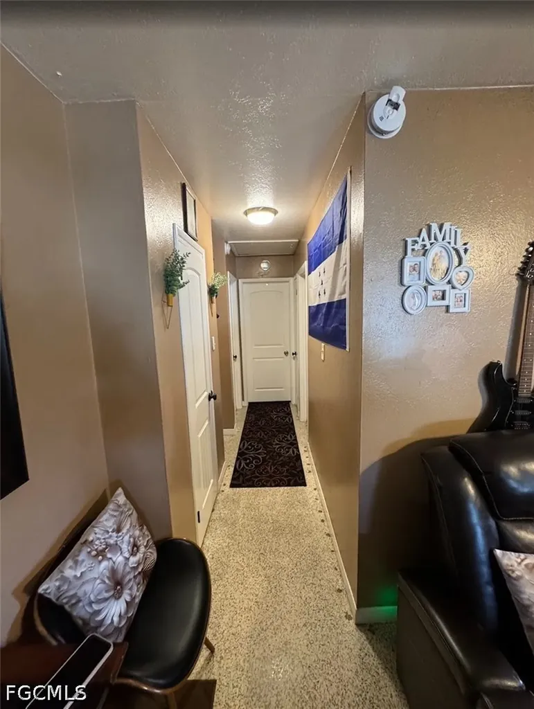 107 William Street Fort Myers FL 33916