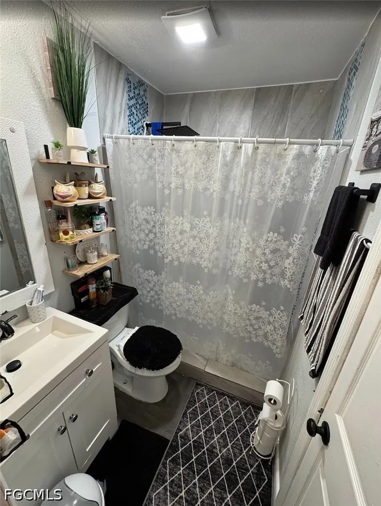 107 William Street Fort Myers FL 33916