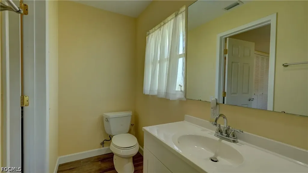 5249 Sunnybrook Court Cape Coral FL 33904