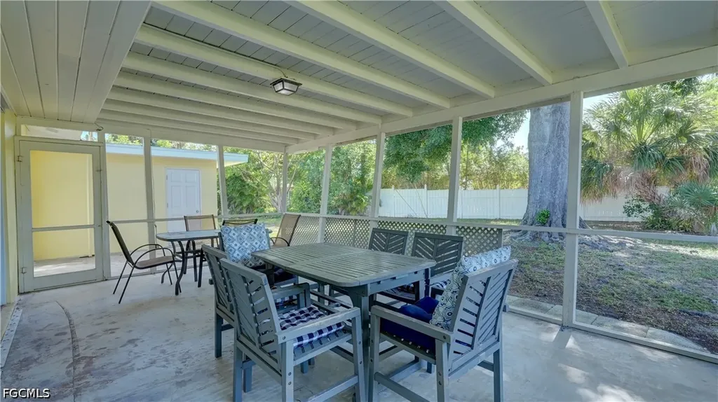 5249 Sunnybrook Court Cape Coral FL 33904