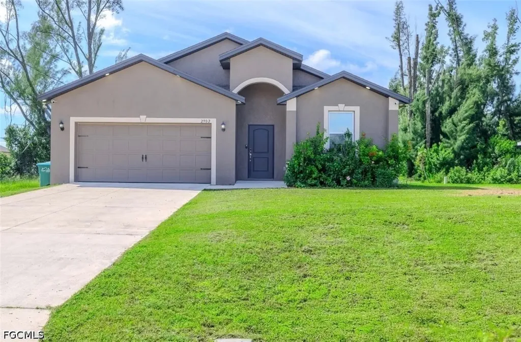2902 NW 10th Terrace Cape Coral FL 33993