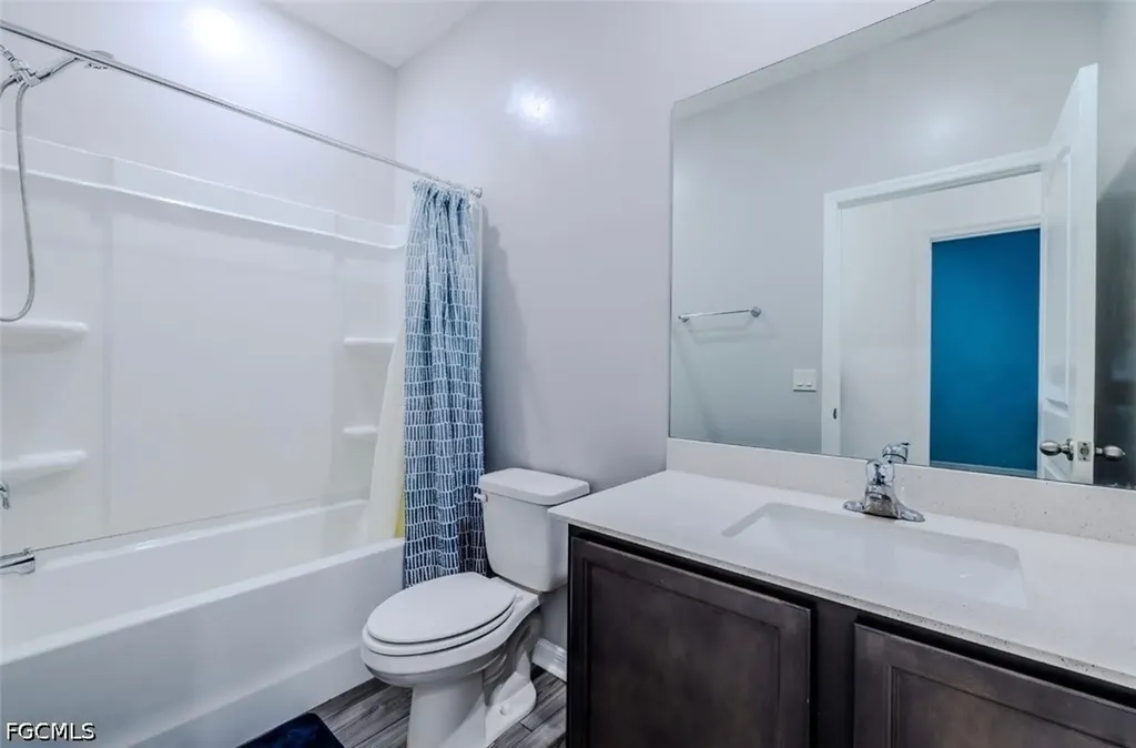 2902 NW 10th Terrace Cape Coral FL 33993