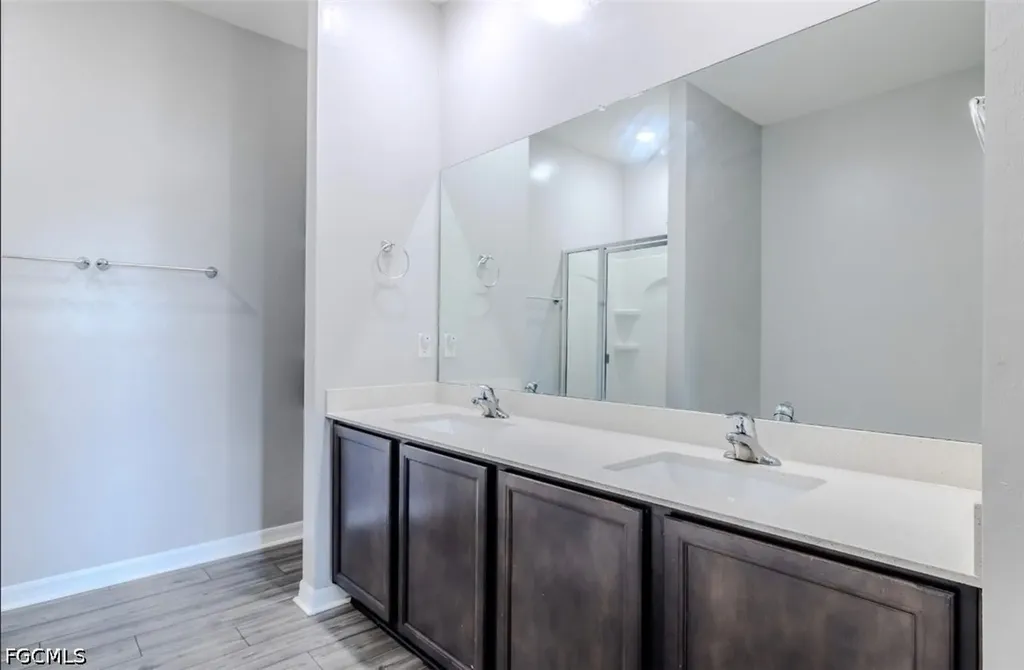2902 NW 10th Terrace Cape Coral FL 33993