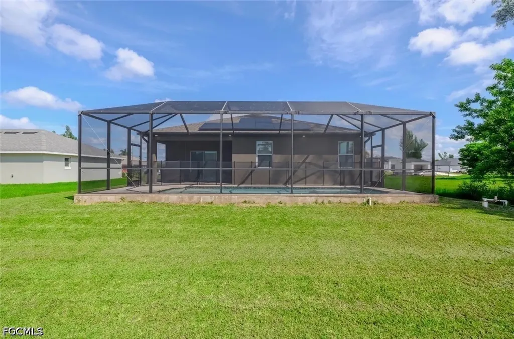 2902 NW 10th Terrace Cape Coral FL 33993