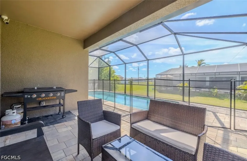 2902 NW 10th Terrace Cape Coral FL 33993