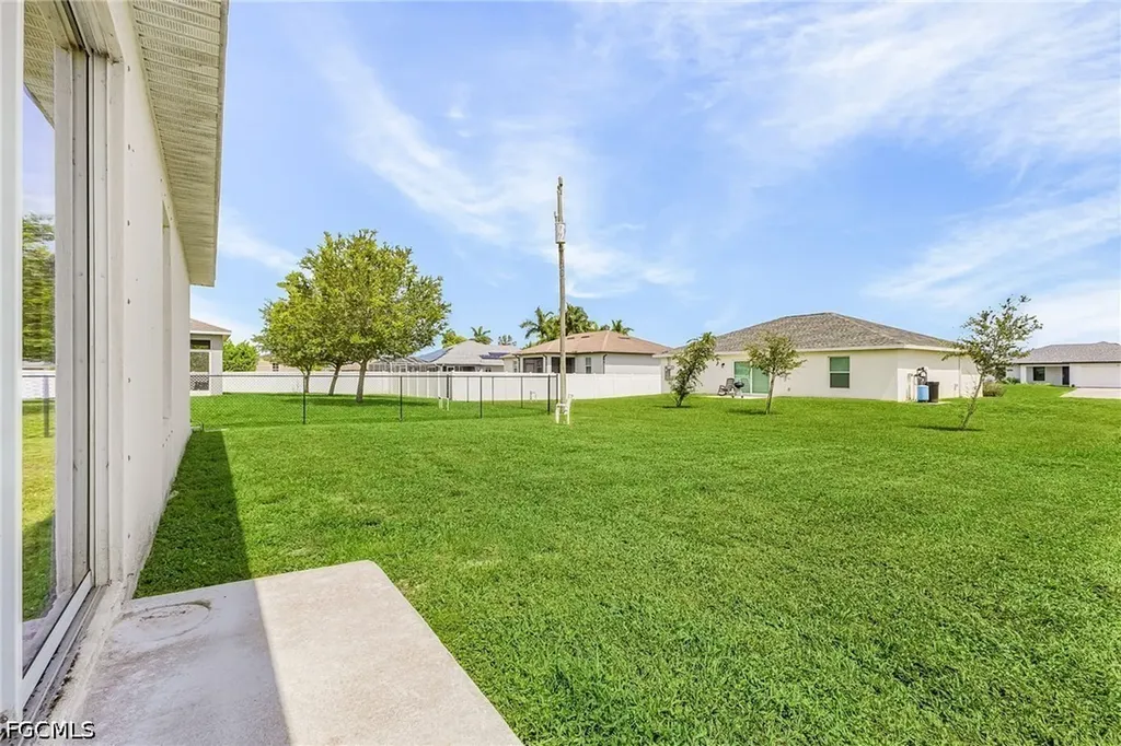 127 NW 10th Terrace Cape Coral FL 33993