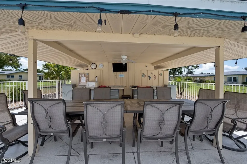 5560 Westwind Lane Fort Myers FL 33919
