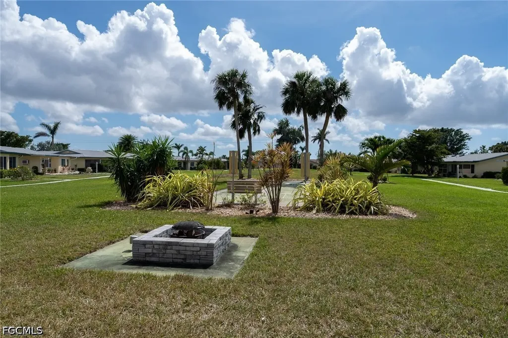 5560 Westwind Lane Fort Myers FL 33919