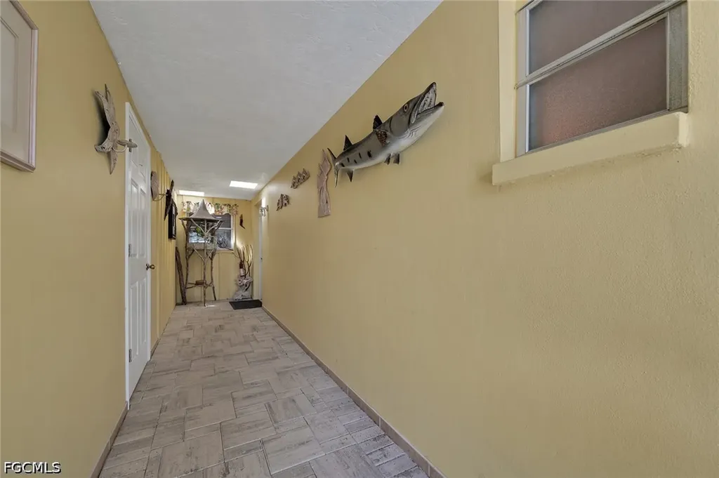 5560 Westwind Lane Fort Myers FL 33919