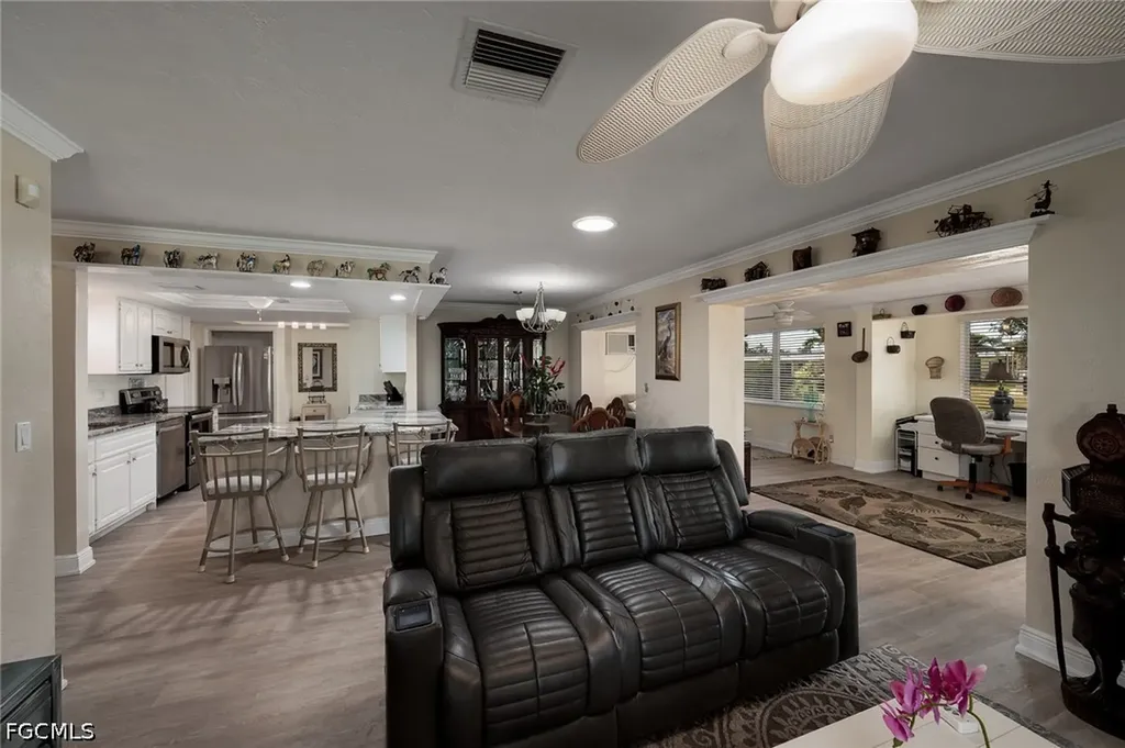 5560 Westwind Lane Fort Myers FL 33919
