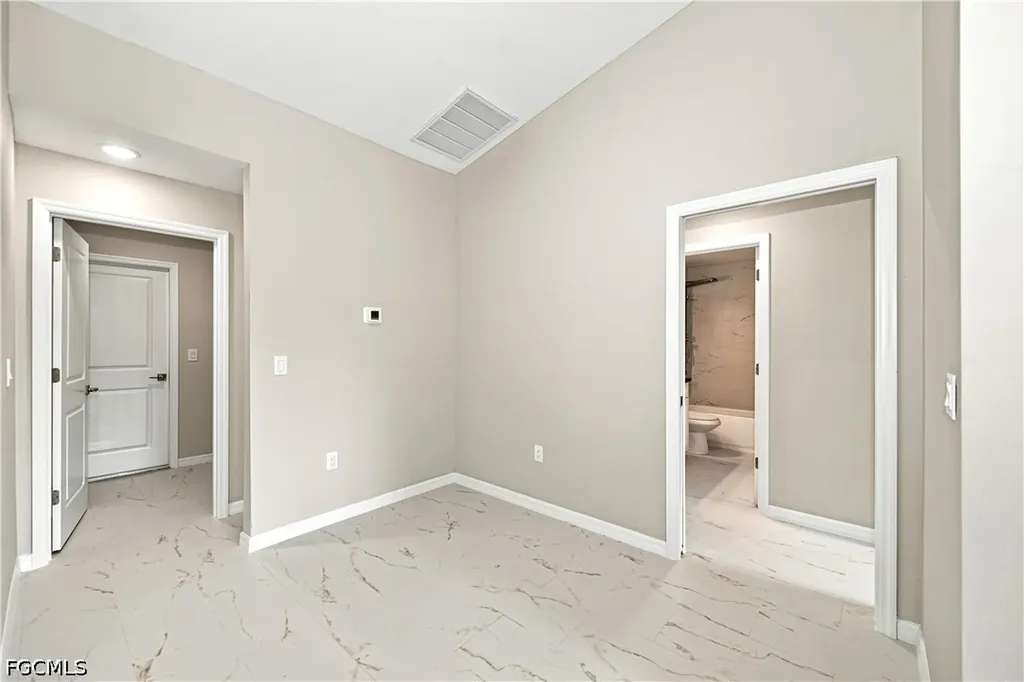 1718 NE 13th Place Cape Coral FL 33909